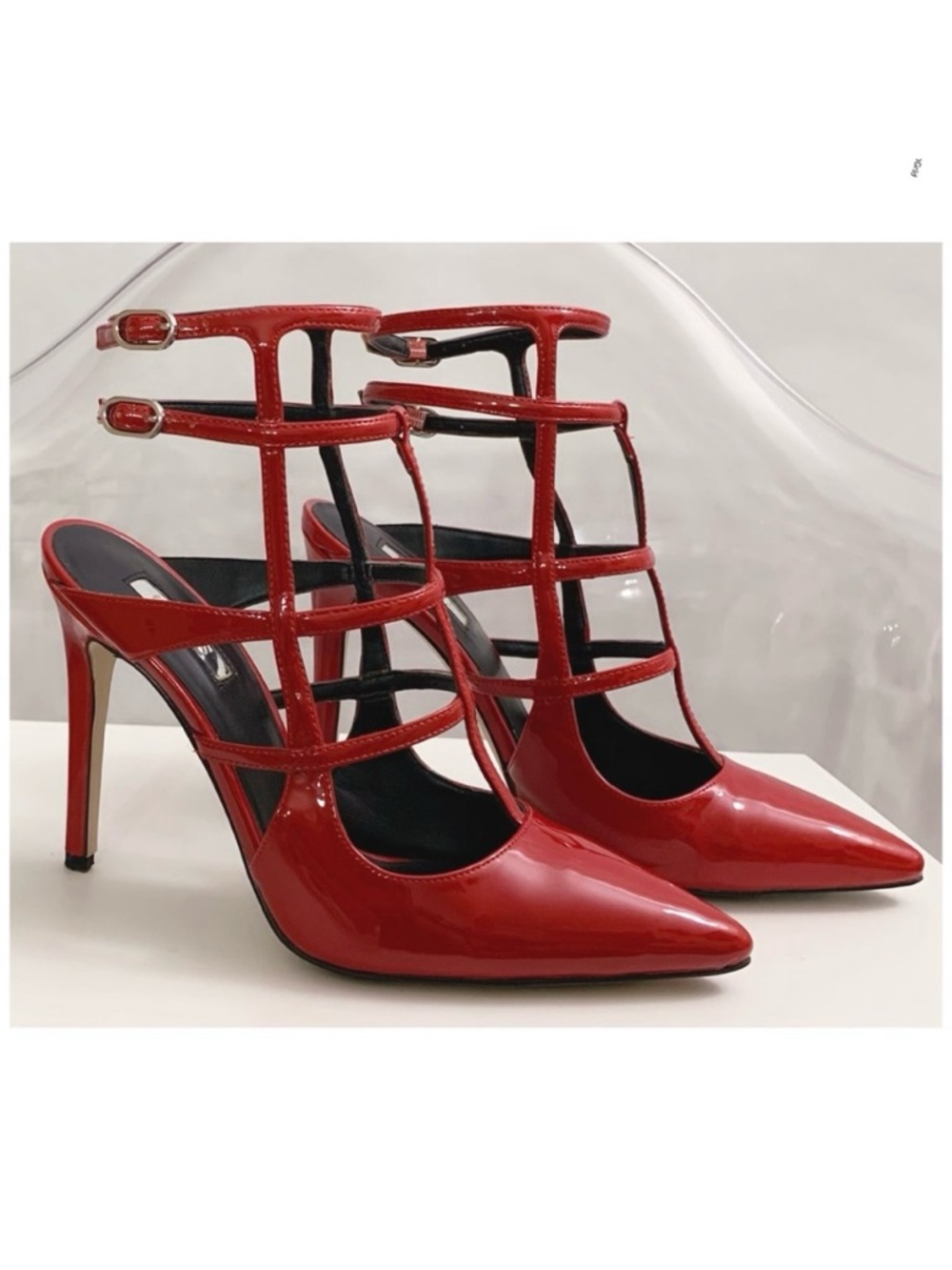 GUESS Red Patent Leather Double Strap Open Back Pumps/Heels-Sz.7M